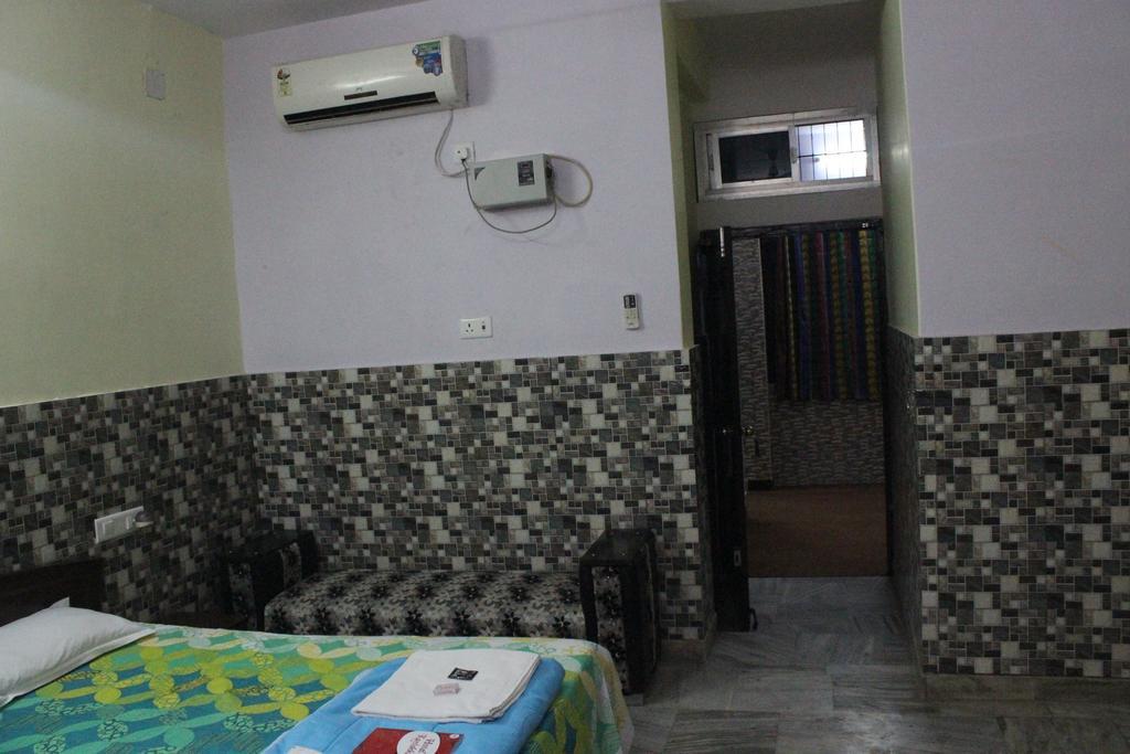 Hotel Kanishka Varanasi Exterior foto