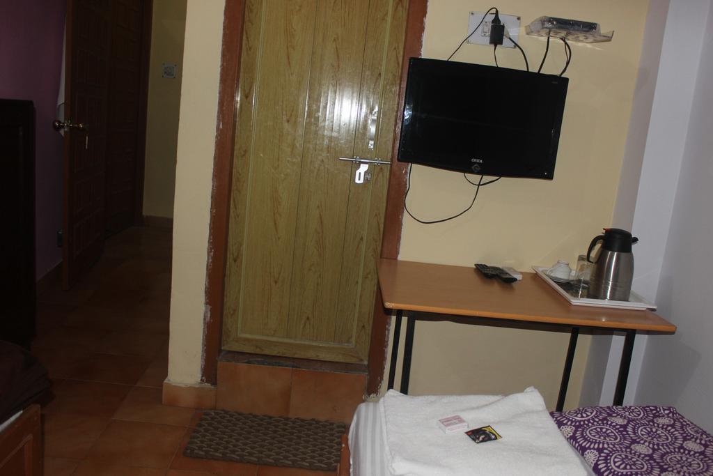Hotel Kanishka Varanasi Exterior foto